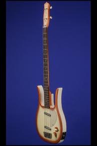 1962 Danelectro Longhorn Bass